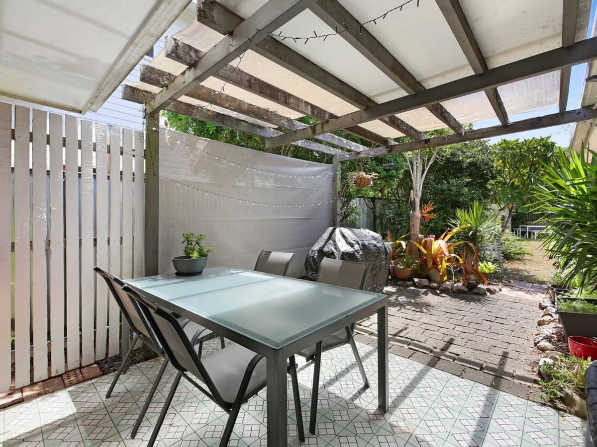 16 Warrina Crescent, Burleigh Waters - Thumbnail 11