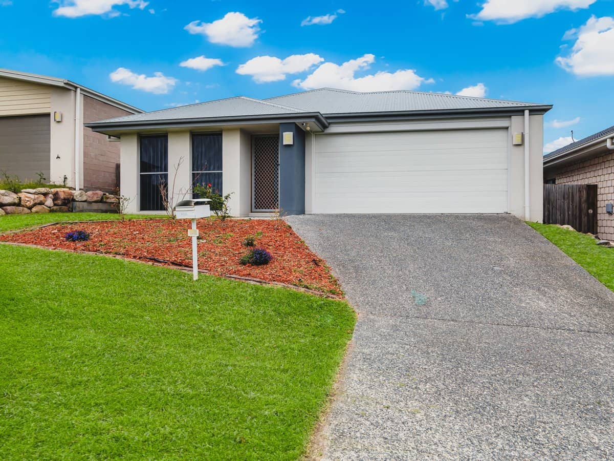 14 Leabrook Place, PIMPAMA - Thumbnail 1