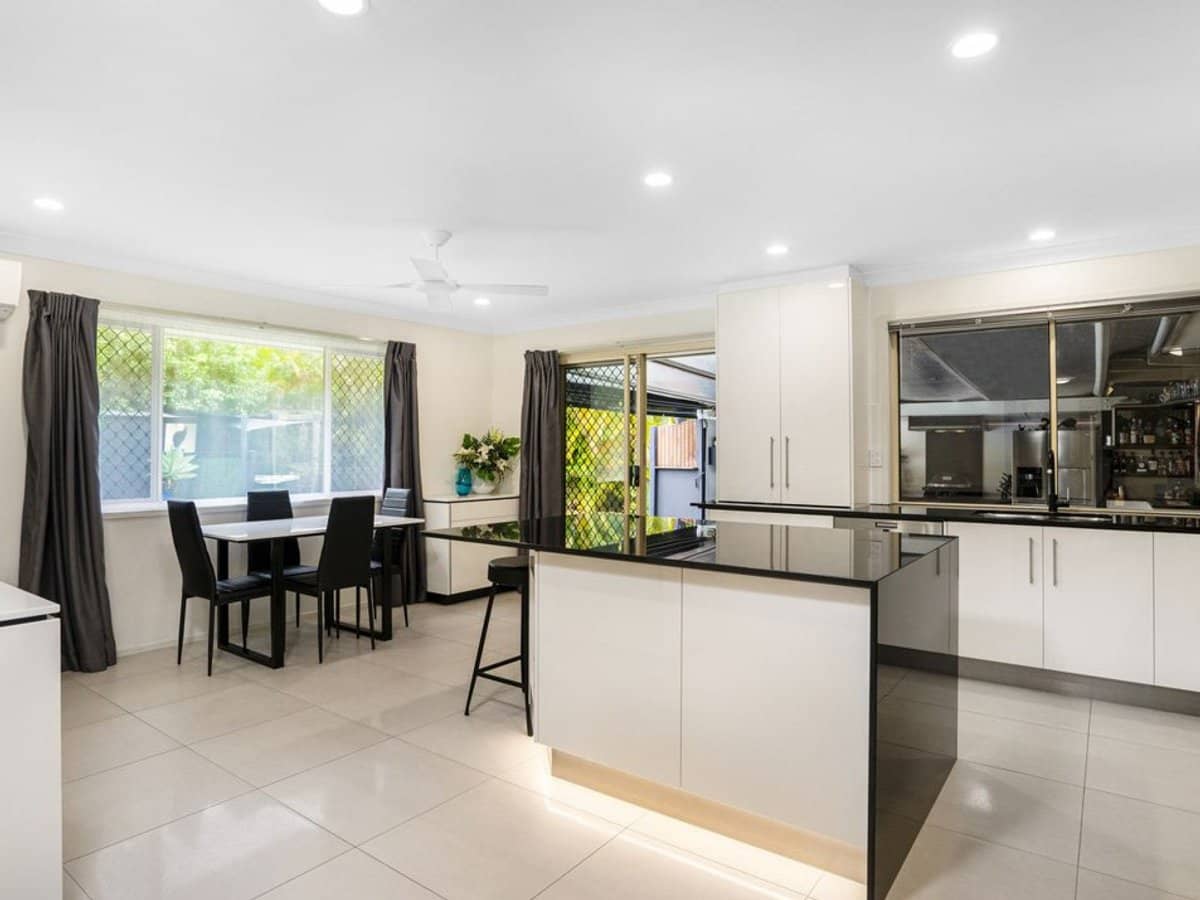 9 Bundgee Court, MUDGEERABA - Thumbnail 5