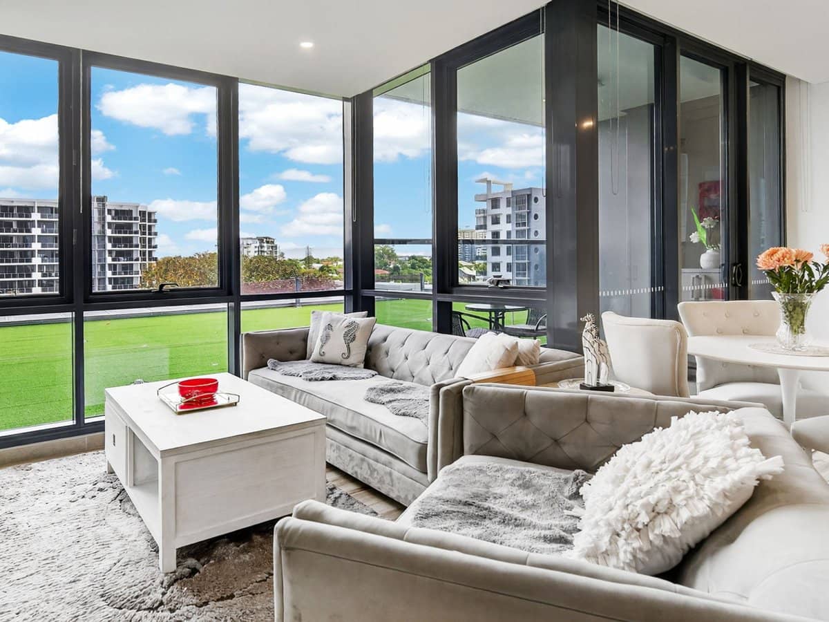 2 Como Crescent, Southport - Thumbnail 3