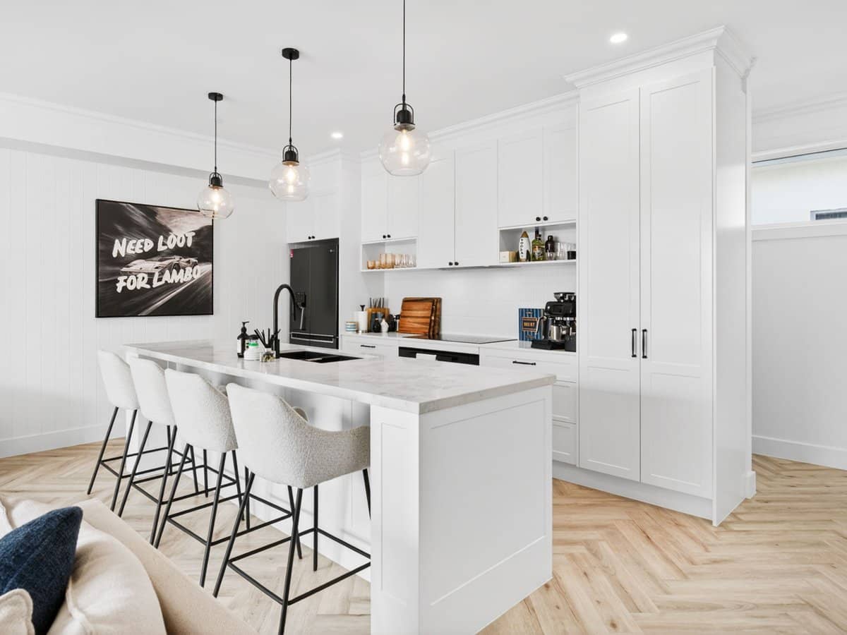 4 Anembo Street, Chevron Island - Thumbnail 3