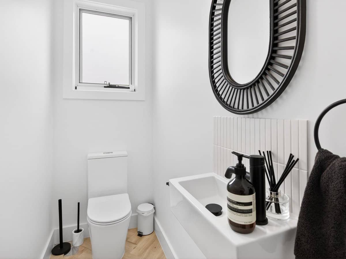 4 Anembo Street, Chevron Island - Thumbnail 7