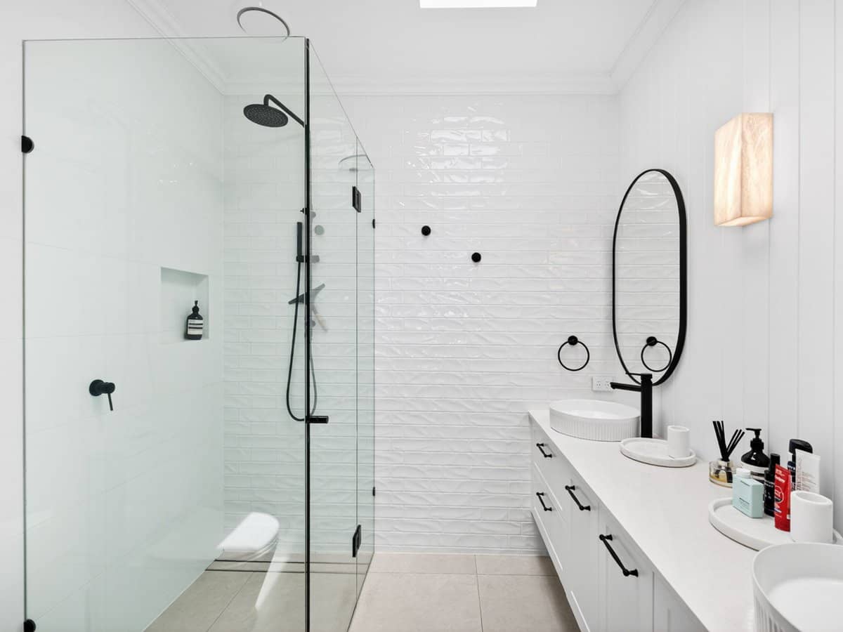 4 Anembo Street, Chevron Island - Thumbnail 11