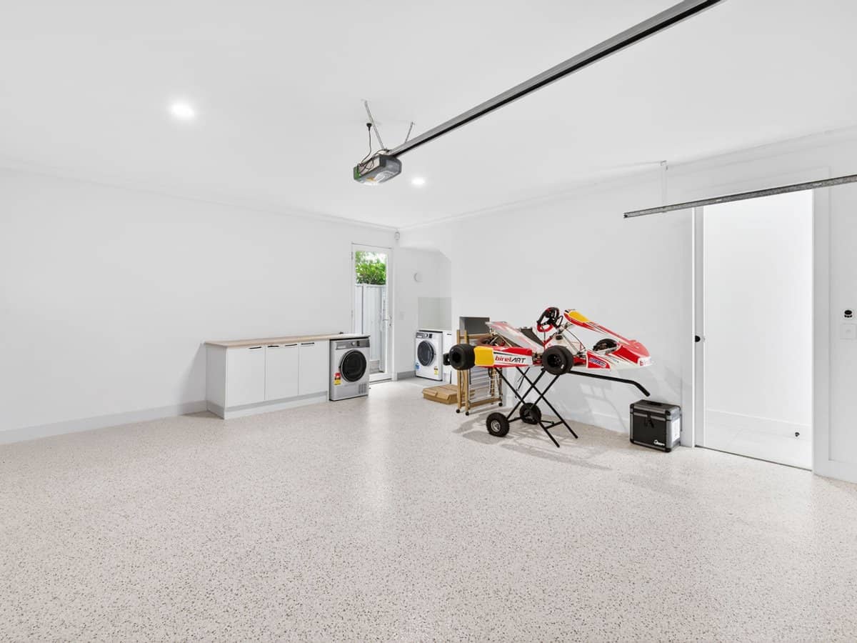 4 Anembo Street, Chevron Island - Thumbnail 15