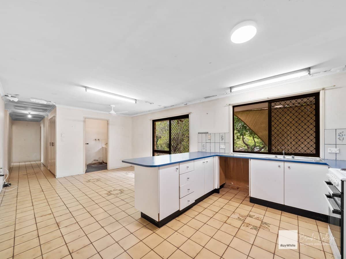 28 Pheasant Avenue, Beenleigh - Thumbnail 7