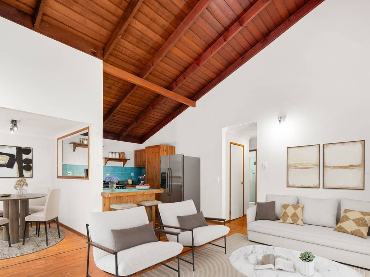 14 Platt Place, Tamborine Mountain - Thumbnail 1