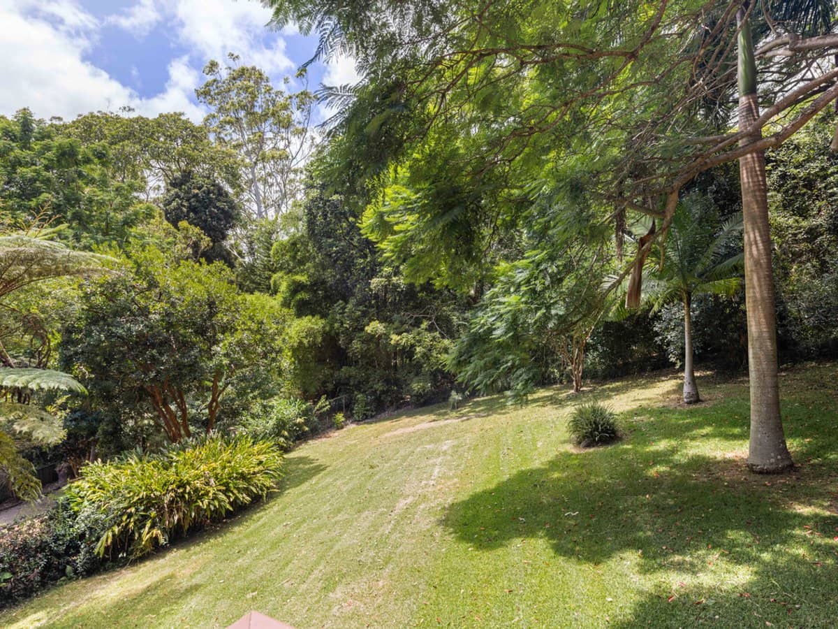 14 Platt Place, Tamborine Mountain - Thumbnail 4