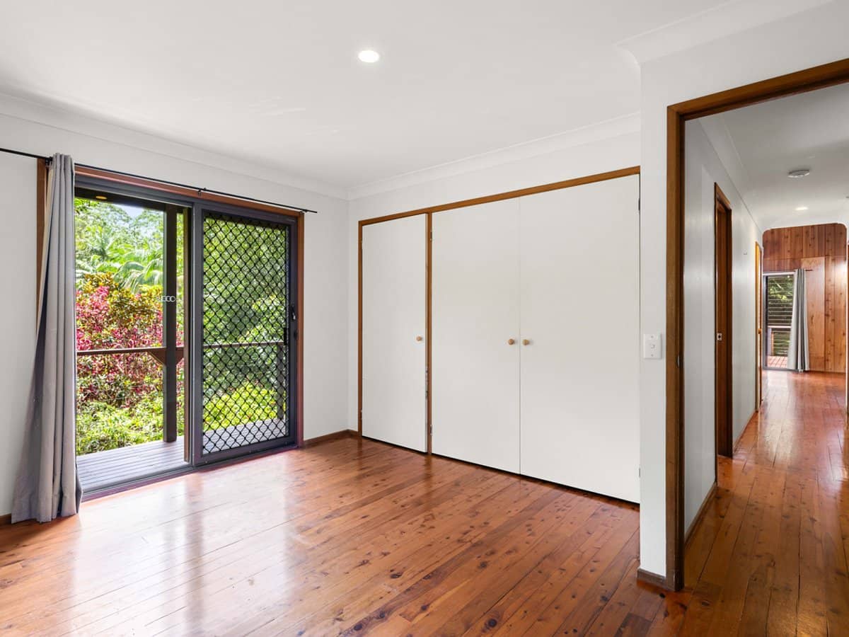 14 Platt Place, Tamborine Mountain - Thumbnail 15