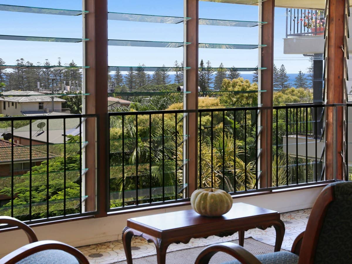 23 Hill Avenue, BURLEIGH HEADS - Thumbnail 9