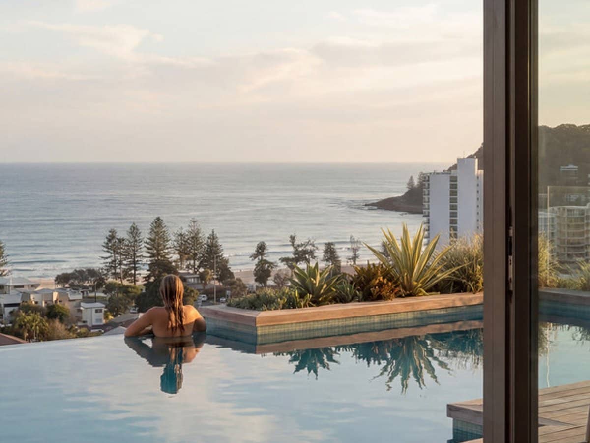 23 Hill Avenue, BURLEIGH HEADS - Thumbnail 19