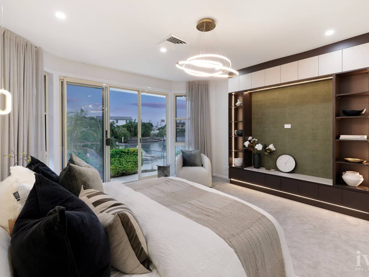 94 Edinburgh Road, Benowa - Thumbnail 18