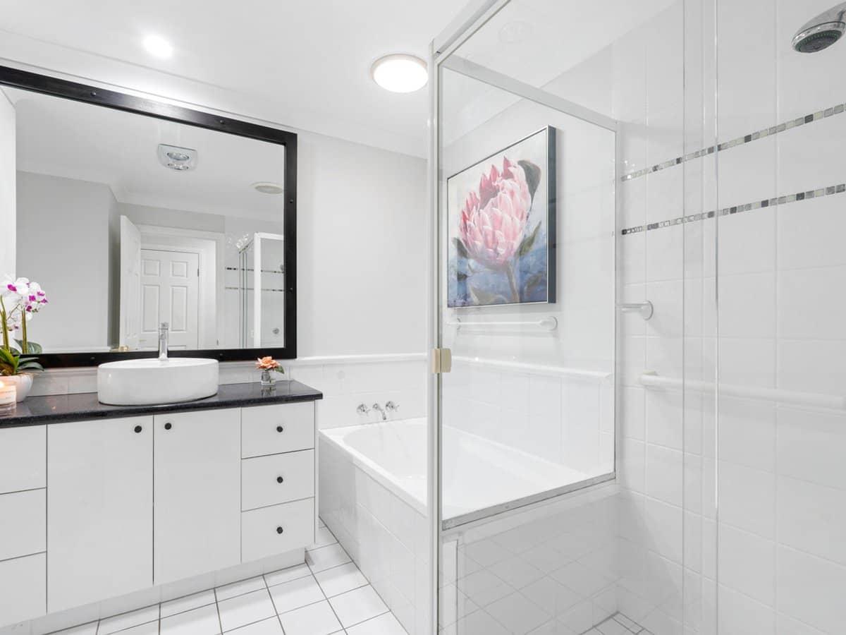 Adriana 100 Cotlew Street East, SOUTHPORT - Thumbnail 20