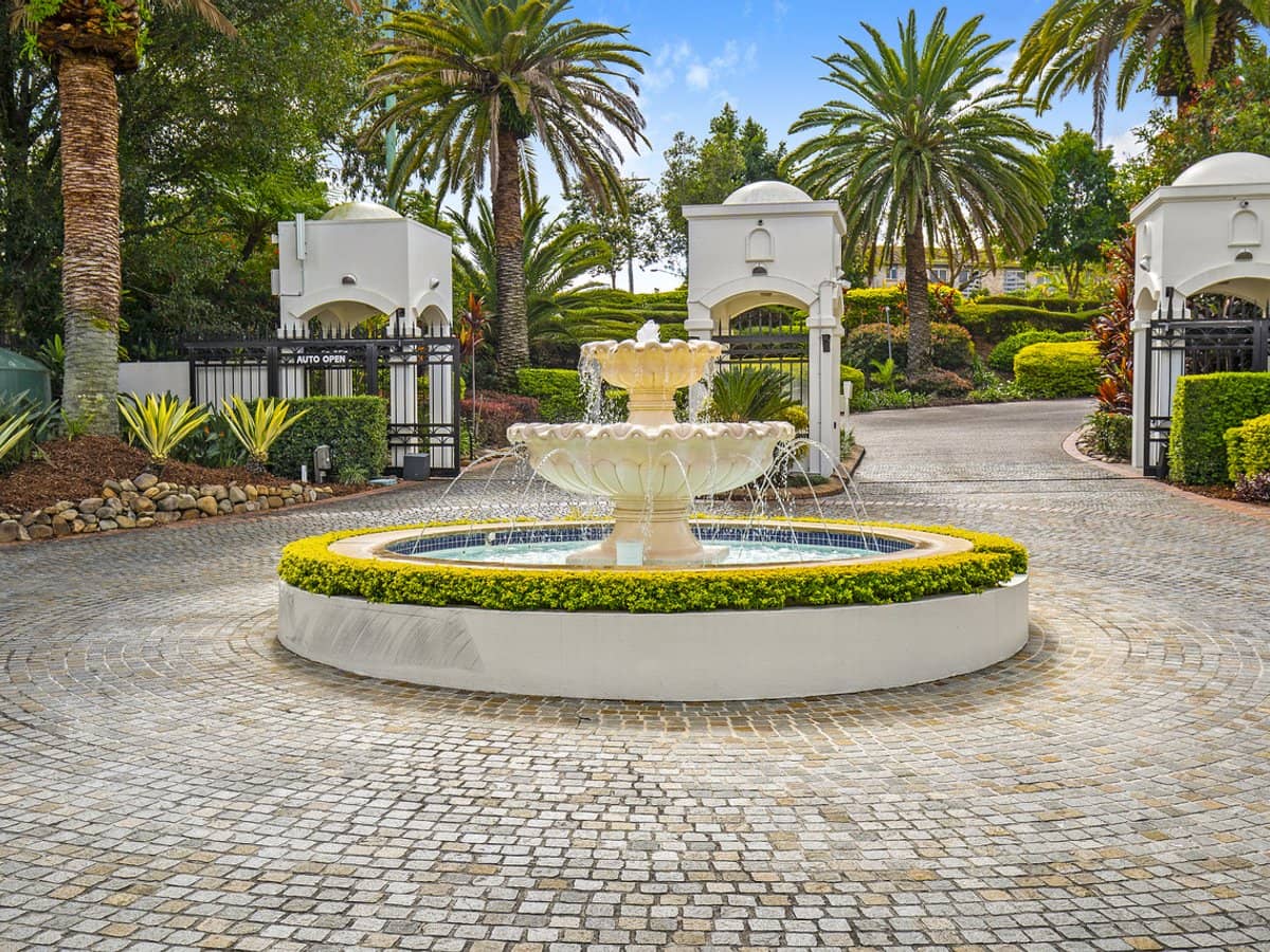 Adriana 100 Cotlew Street East, SOUTHPORT - Thumbnail 24