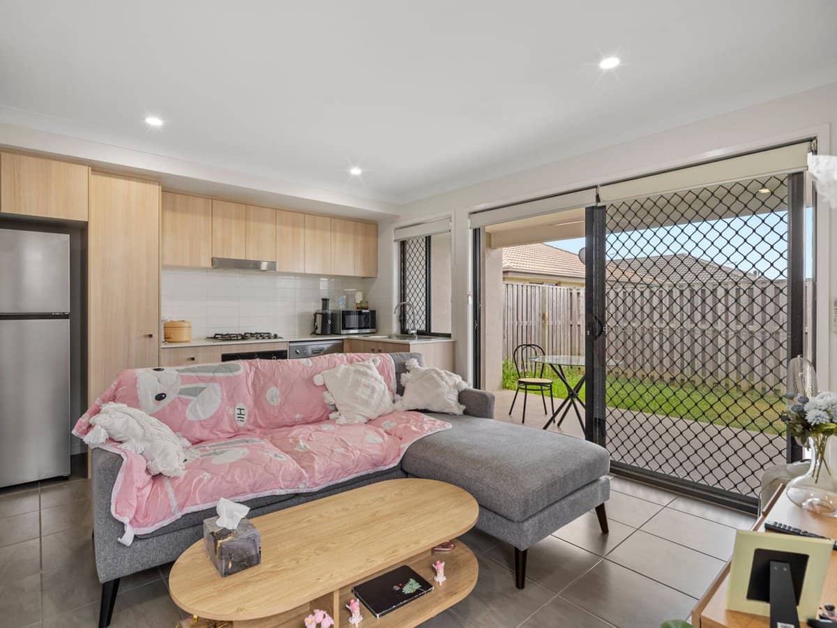 37 Vargon Circuit, HOLMVIEW - Thumbnail 13