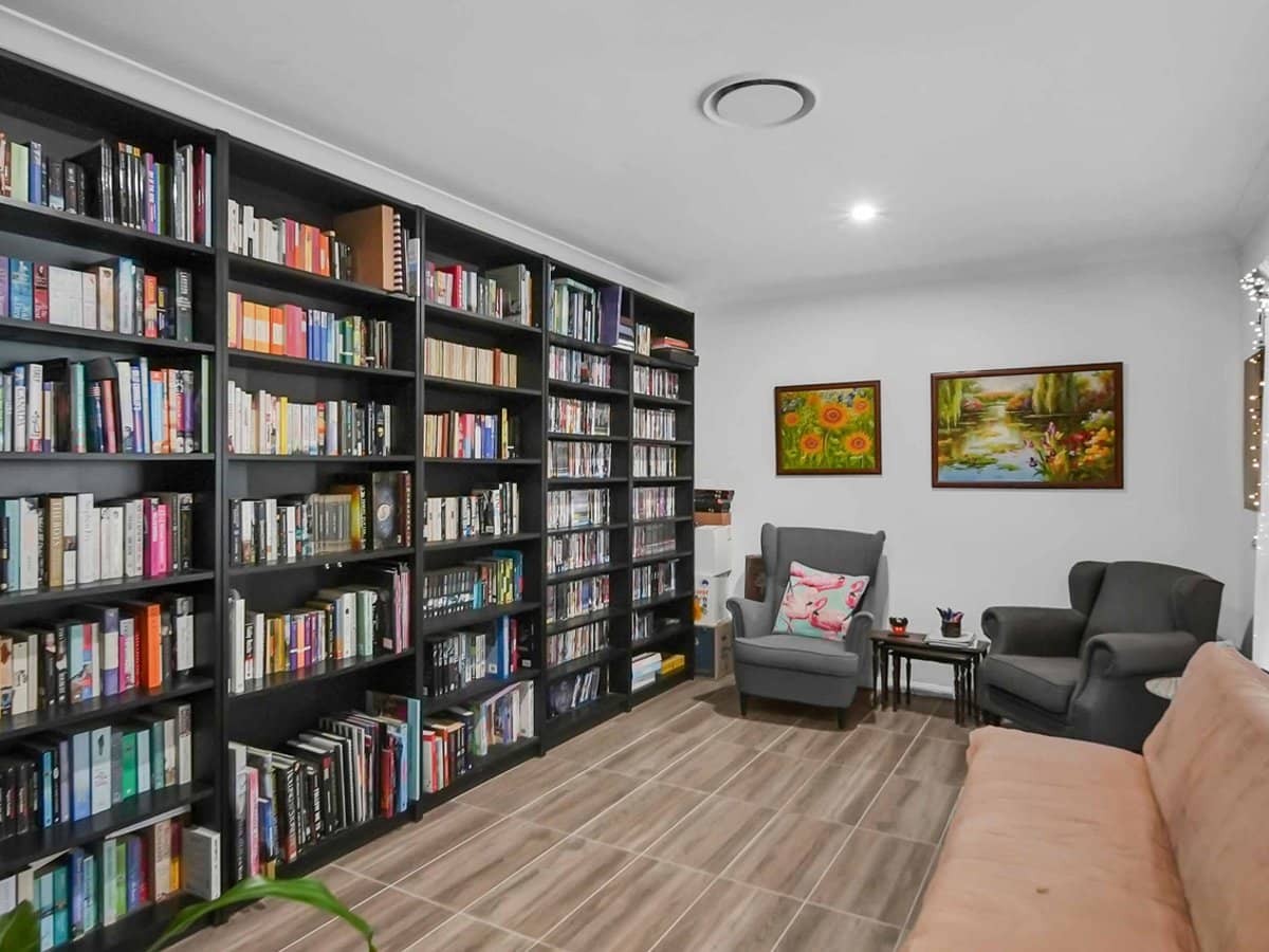 56 Burnett Drive, HOLMVIEW - Thumbnail 11