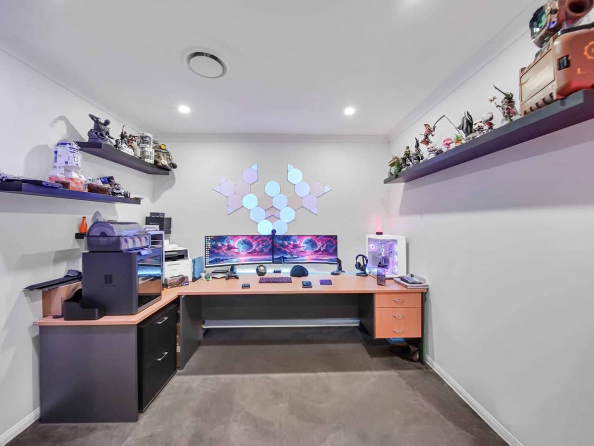 56 Burnett Drive, HOLMVIEW - Thumbnail 12