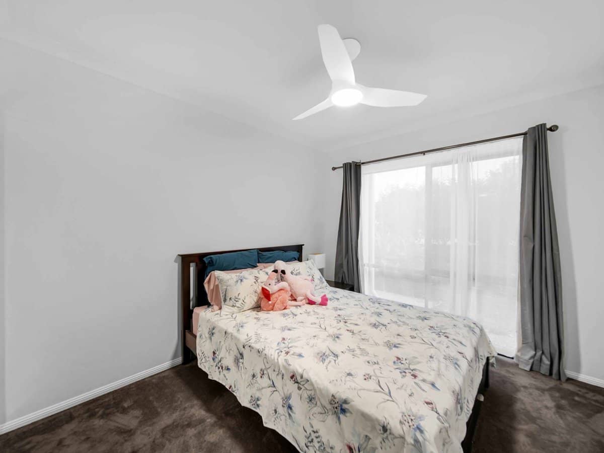 56 Burnett Drive, HOLMVIEW - Thumbnail 13