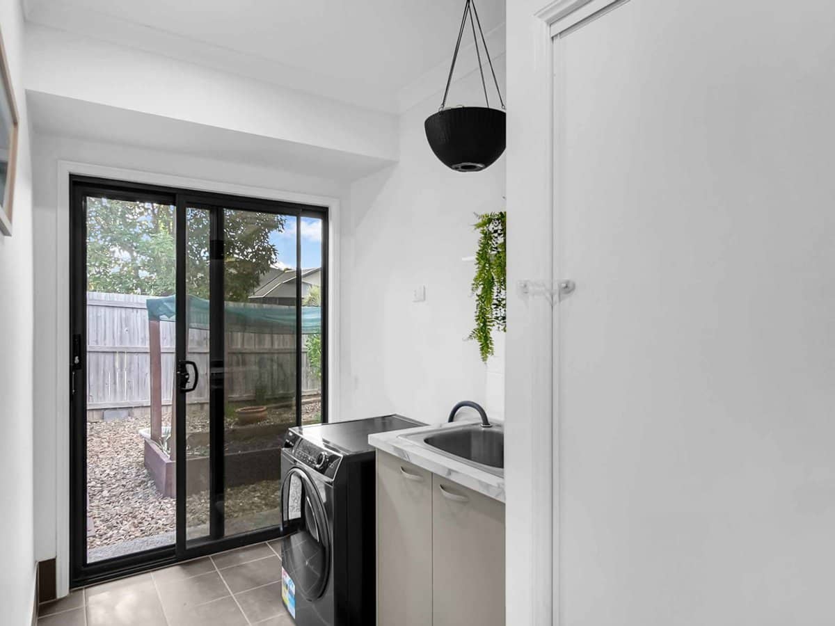 56 Burnett Drive, HOLMVIEW - Thumbnail 19