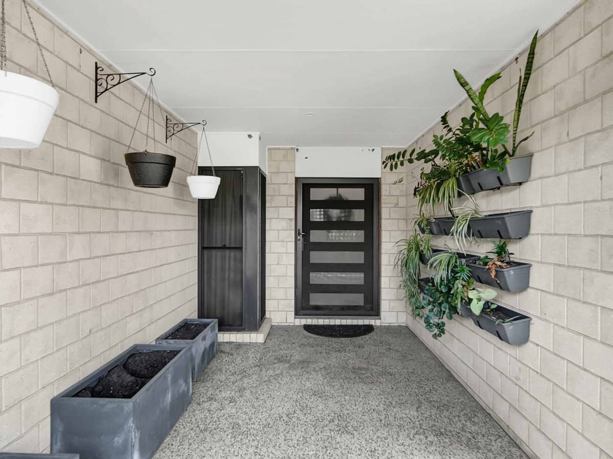 56 Burnett Drive, HOLMVIEW - Thumbnail 32