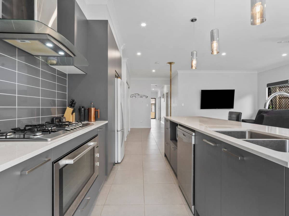 19 Karumba Way, HOLMVIEW - Thumbnail 3