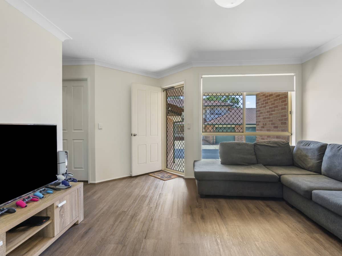 38 Murev Way, CARRARA - Thumbnail 7