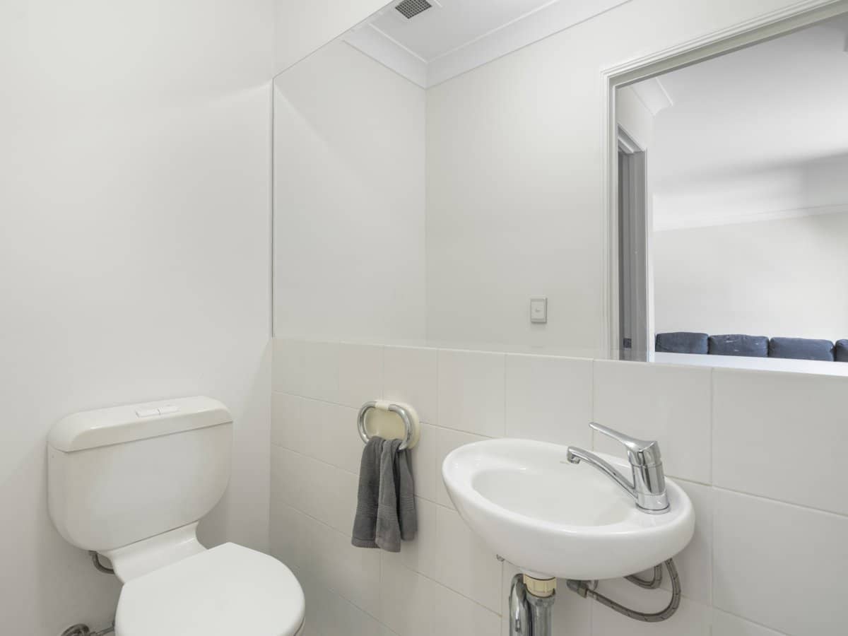 38 Murev Way, CARRARA - Thumbnail 11
