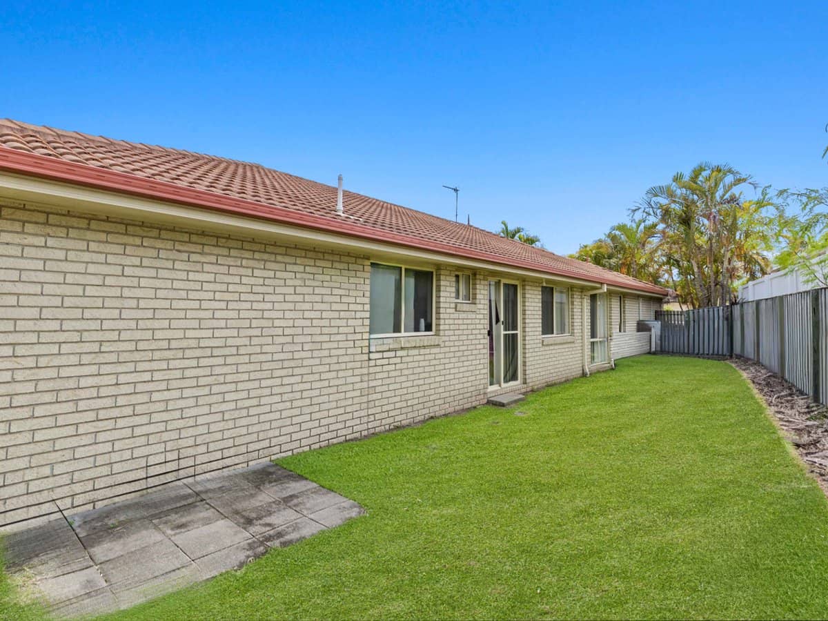 25 Govett Street, PACIFIC PINES - Thumbnail 18