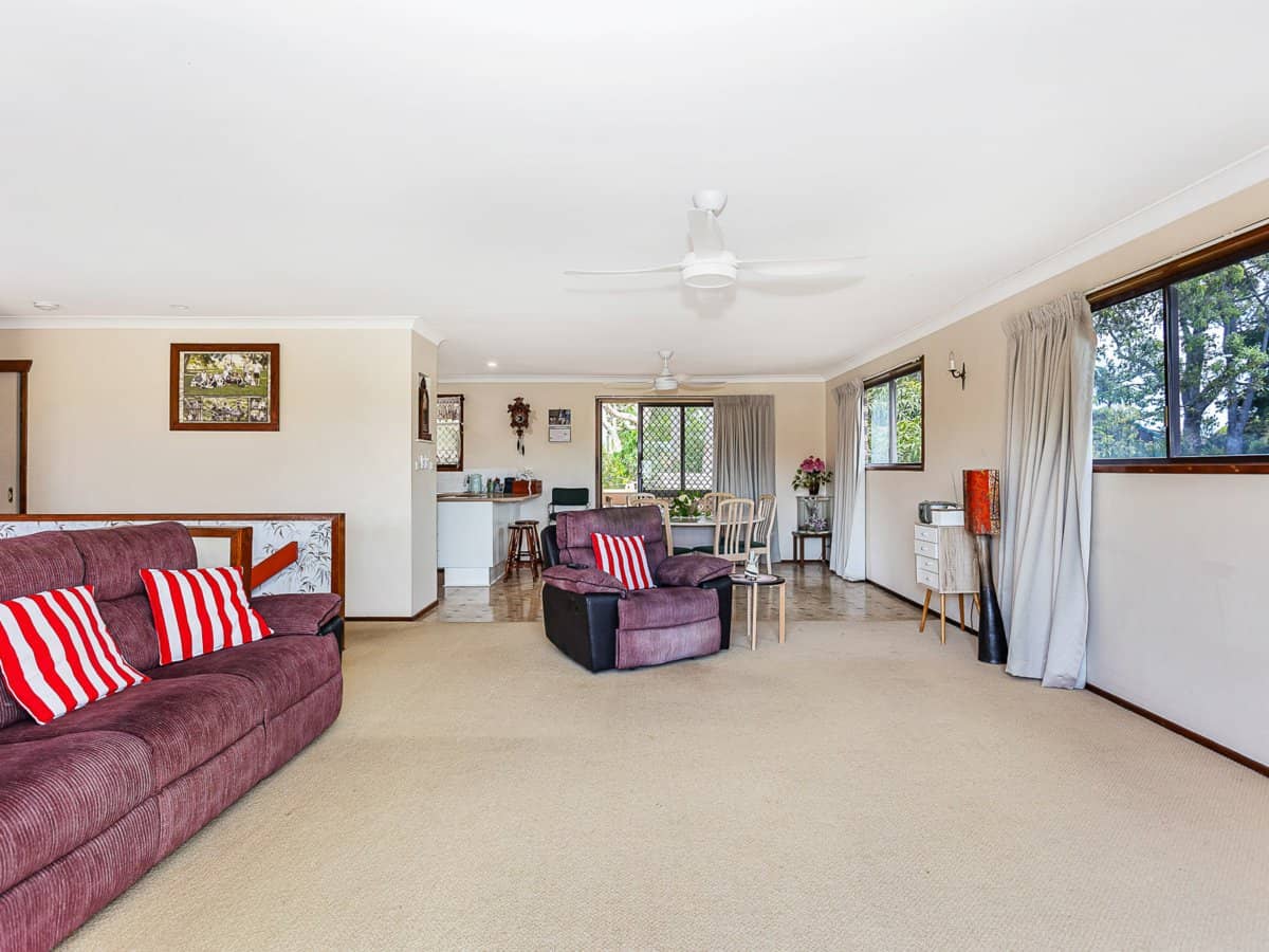 7 Shiralee Street, ASHMORE - Thumbnail 6