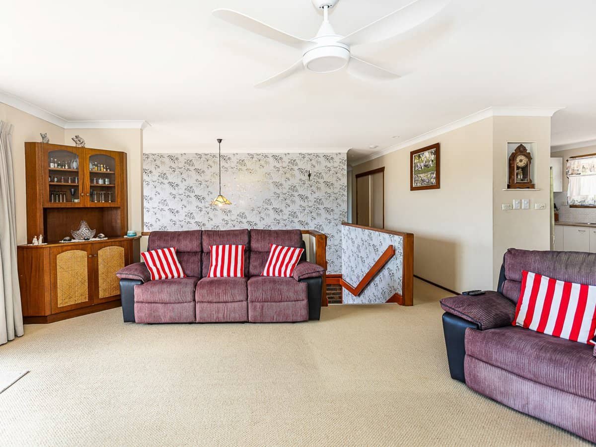 7 Shiralee Street, ASHMORE - Thumbnail 7