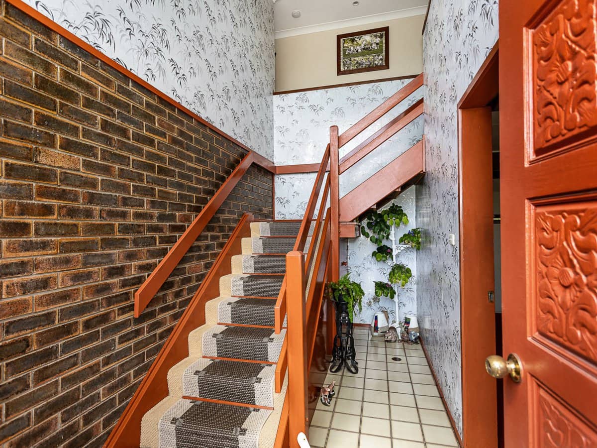 7 Shiralee Street, ASHMORE - Thumbnail 20