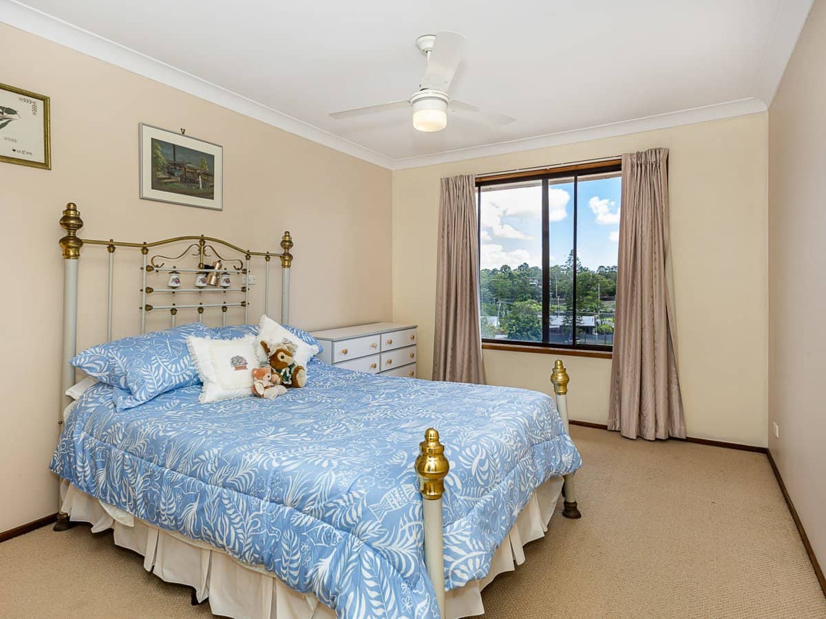 7 Shiralee Street, ASHMORE - Thumbnail 22