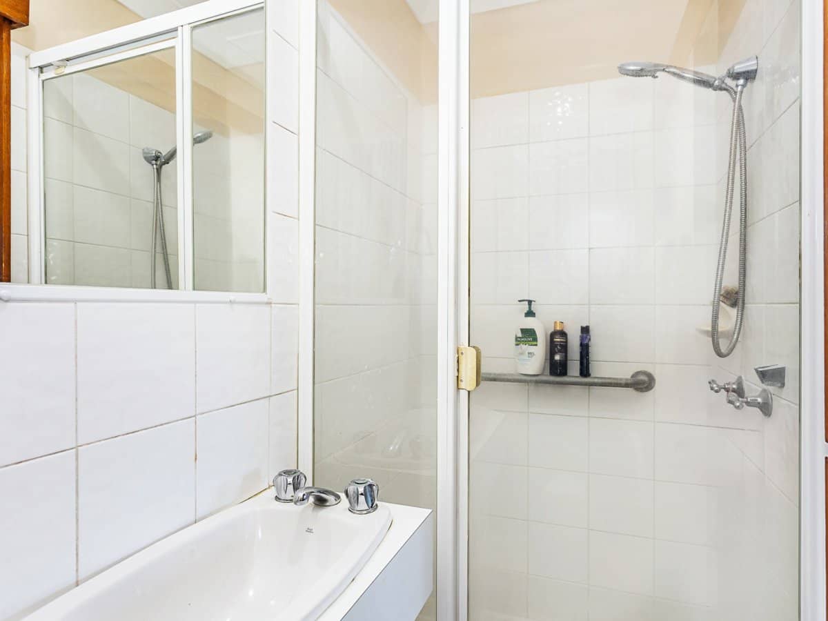 7 Shiralee Street, ASHMORE - Thumbnail 24