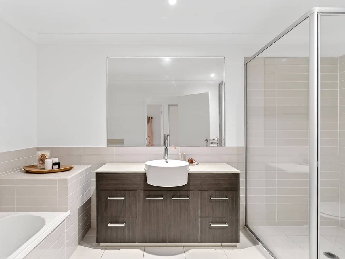 1 Belongil Street, PACIFIC PINES - Thumbnail 9