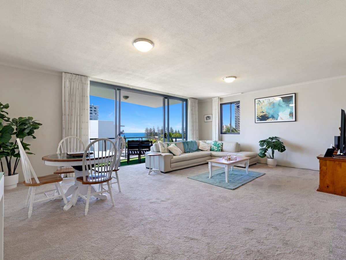 1 Ocean Street, Burleigh Heads - Thumbnail 4