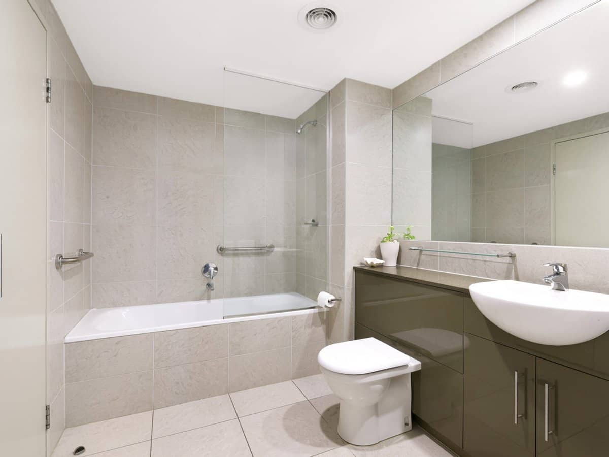 1 Ocean Street, Burleigh Heads - Thumbnail 13