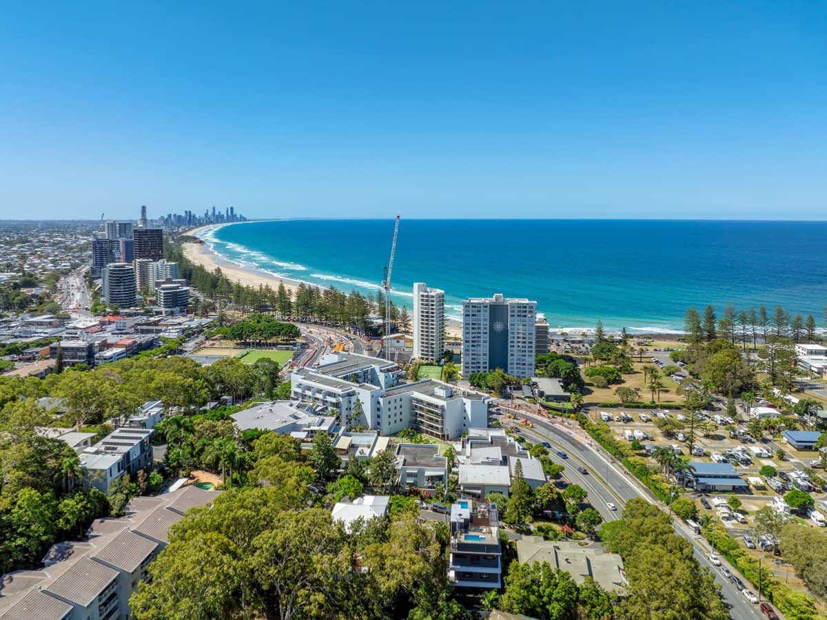 1 Ocean Street, Burleigh Heads - Thumbnail 19