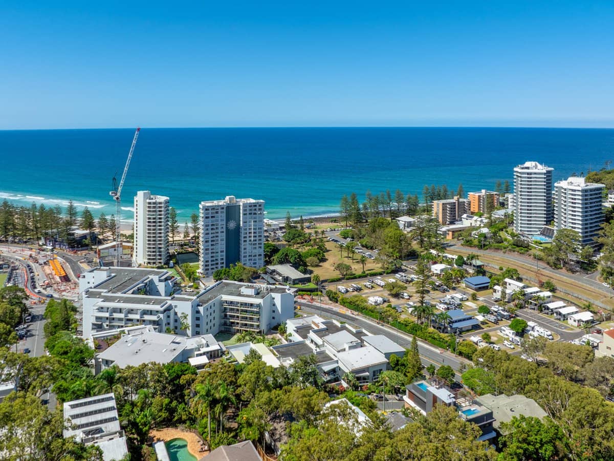 1 Ocean Street, Burleigh Heads - Thumbnail 20