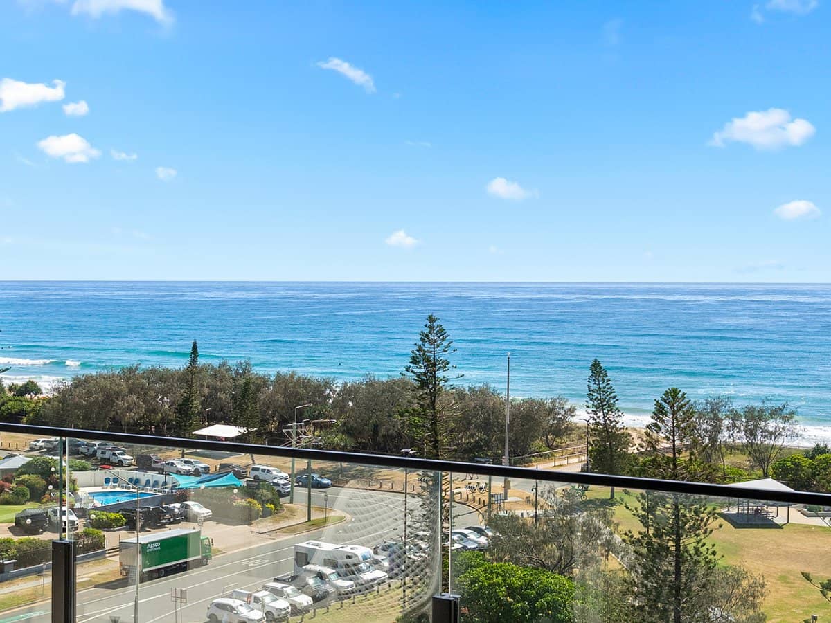 8B/1 Albert Avenue, BROADBEACH - Thumbnail 3