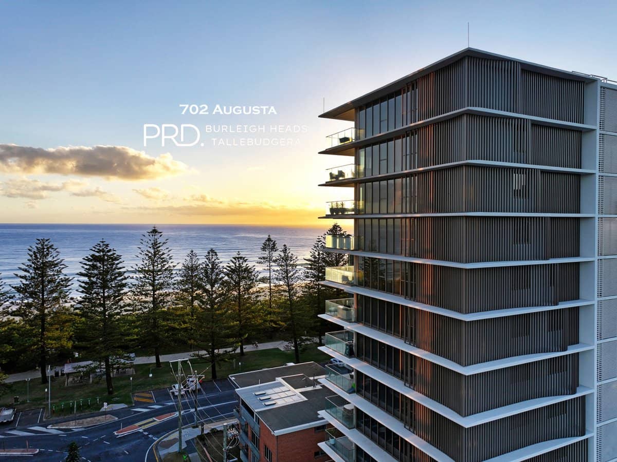 4 First Avenue, Burleigh Heads - Thumbnail 1
