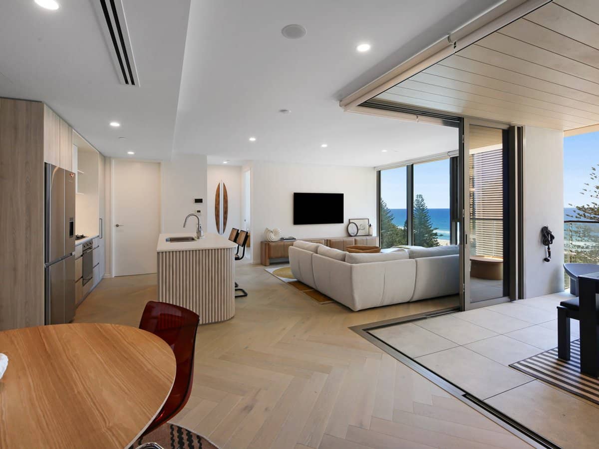 4 First Avenue, Burleigh Heads - Thumbnail 8