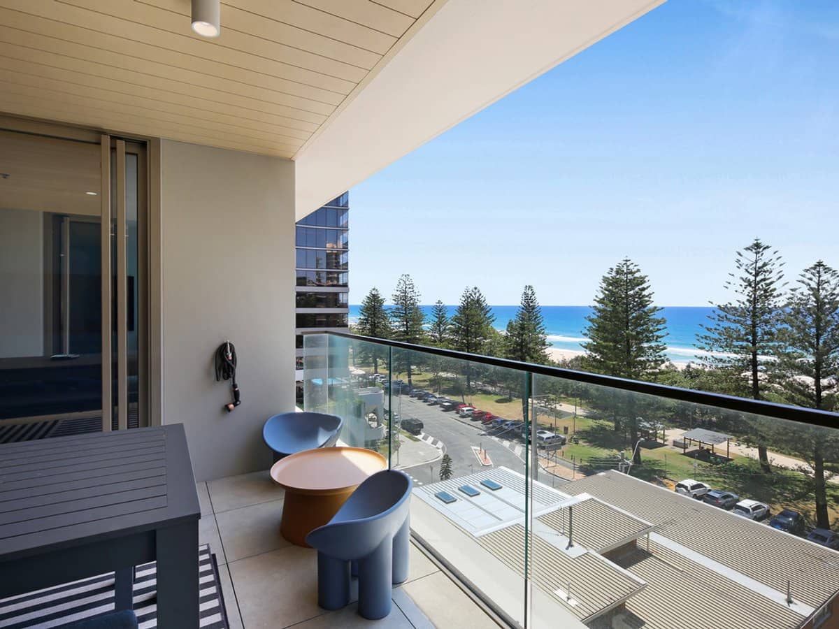 4 First Avenue, Burleigh Heads - Thumbnail 11