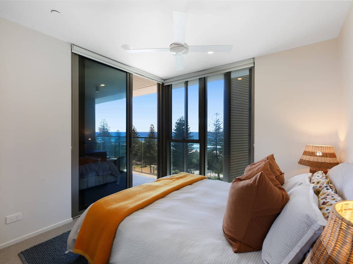 4 First Avenue, Burleigh Heads - Thumbnail 17