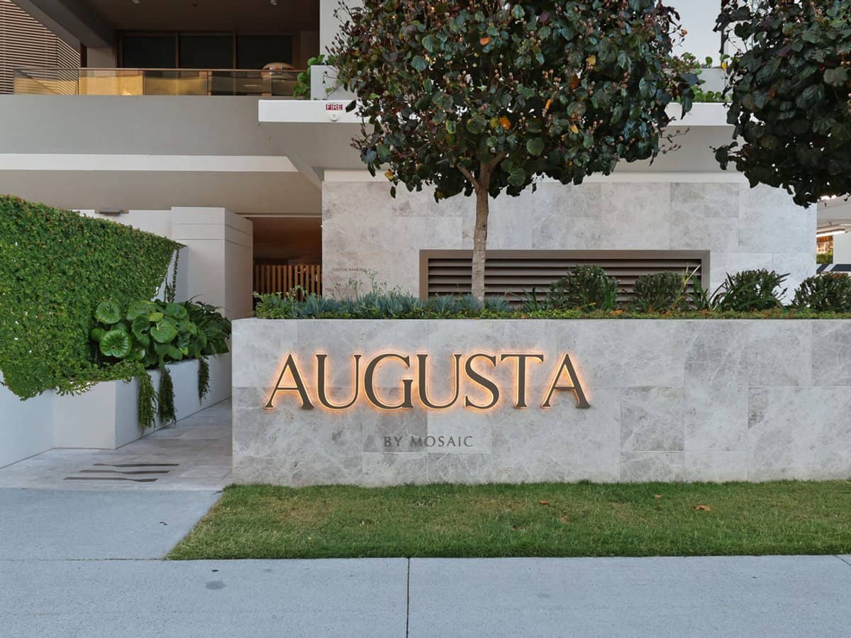 4 First Avenue, Burleigh Heads - Thumbnail 21