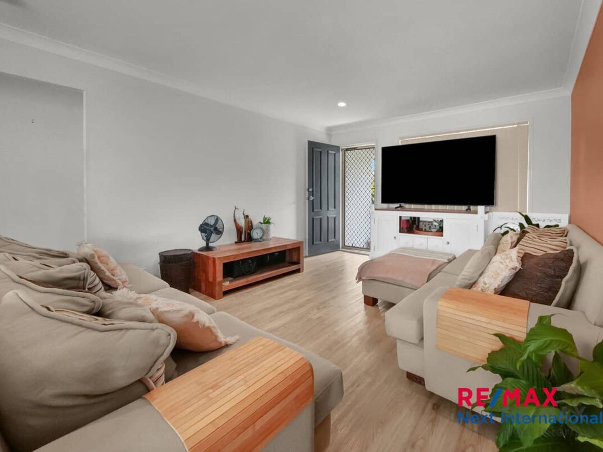 31 Archipelago Street, Pacific Pines - Thumbnail 1