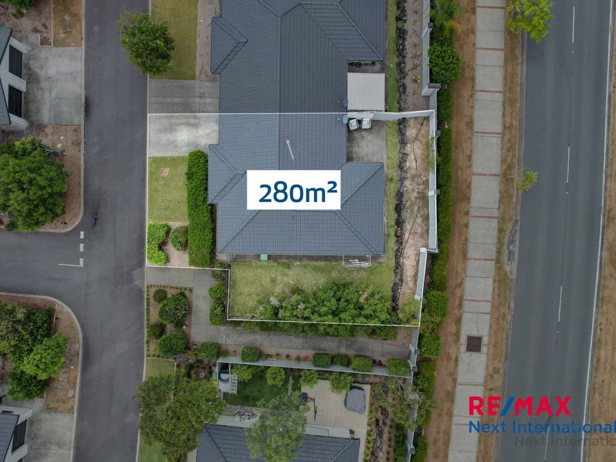 31 Archipelago Street, Pacific Pines - Thumbnail 15