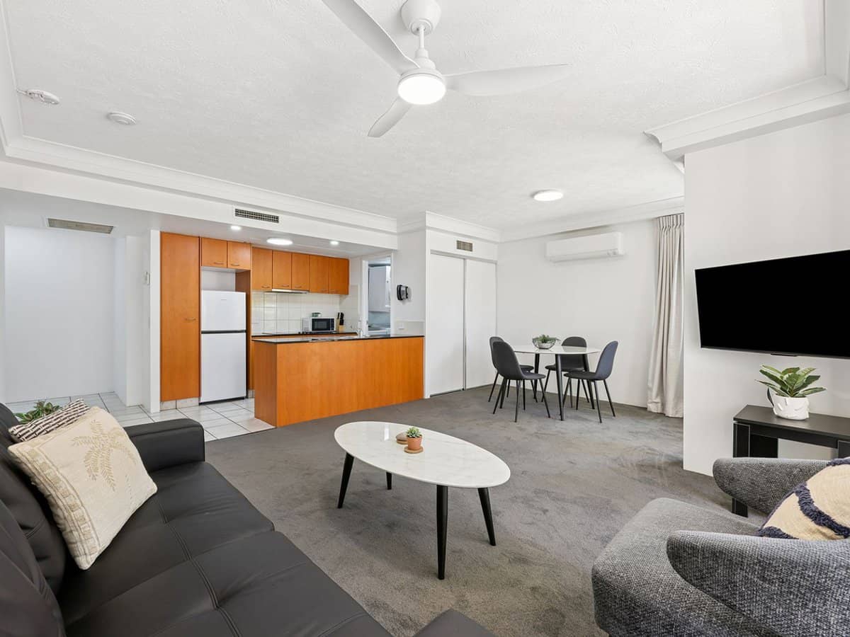 2988 Surfers Paradise Boulevard, Surfers Paradise - Thumbnail 4