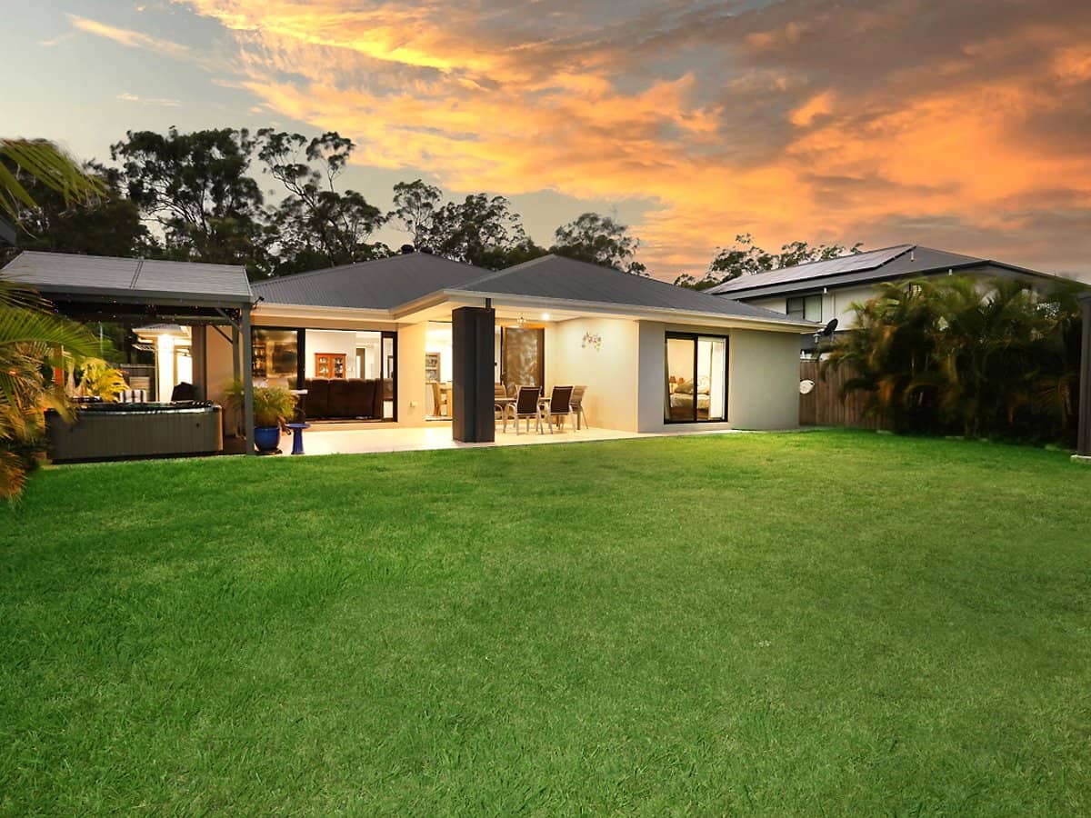 14 Christina Drive, COOMERA - Thumbnail 2