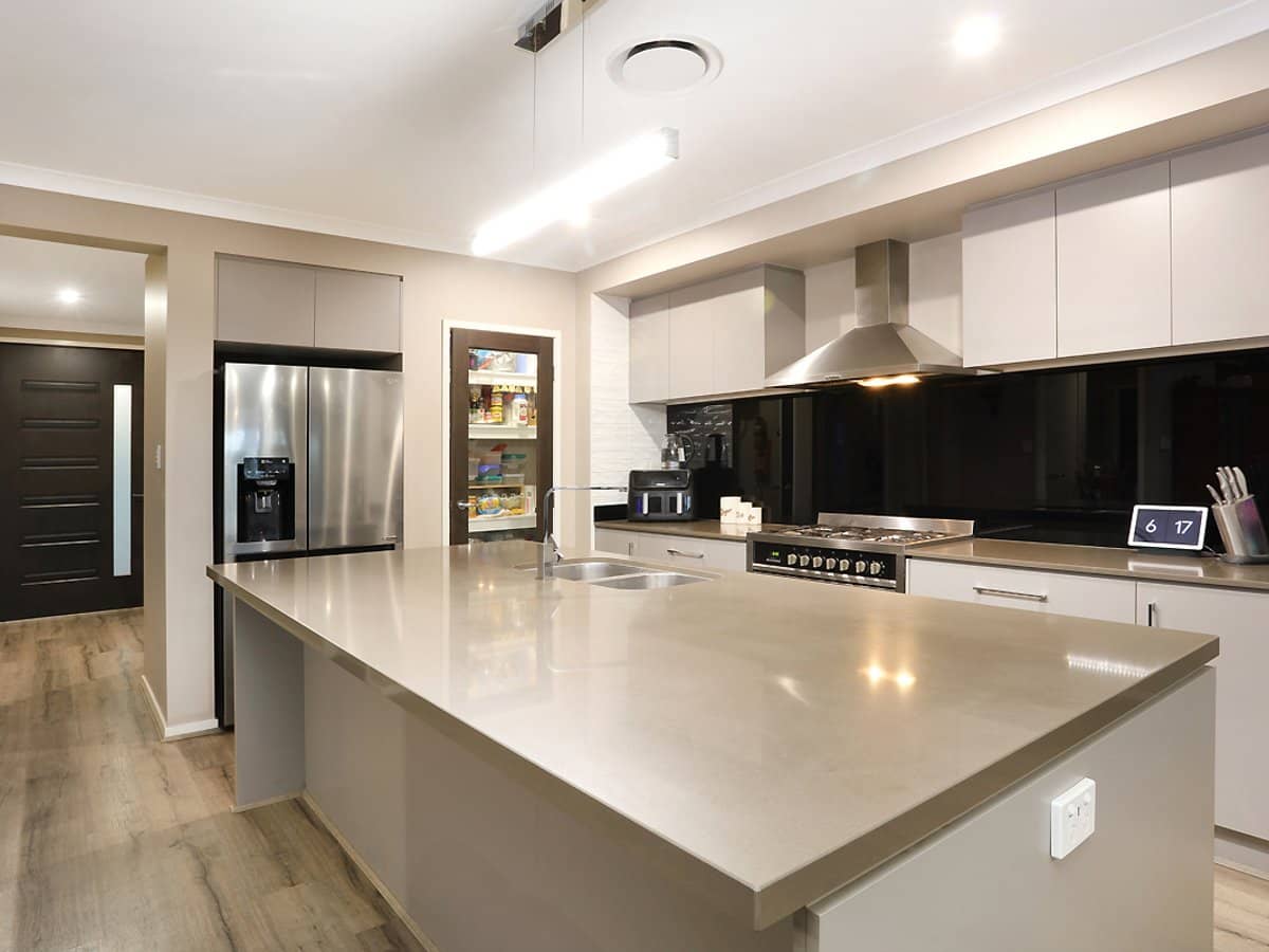 14 Christina Drive, COOMERA - Thumbnail 7