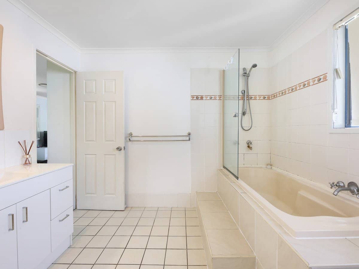 16 Sunshine Parade, MIAMI - Thumbnail 11