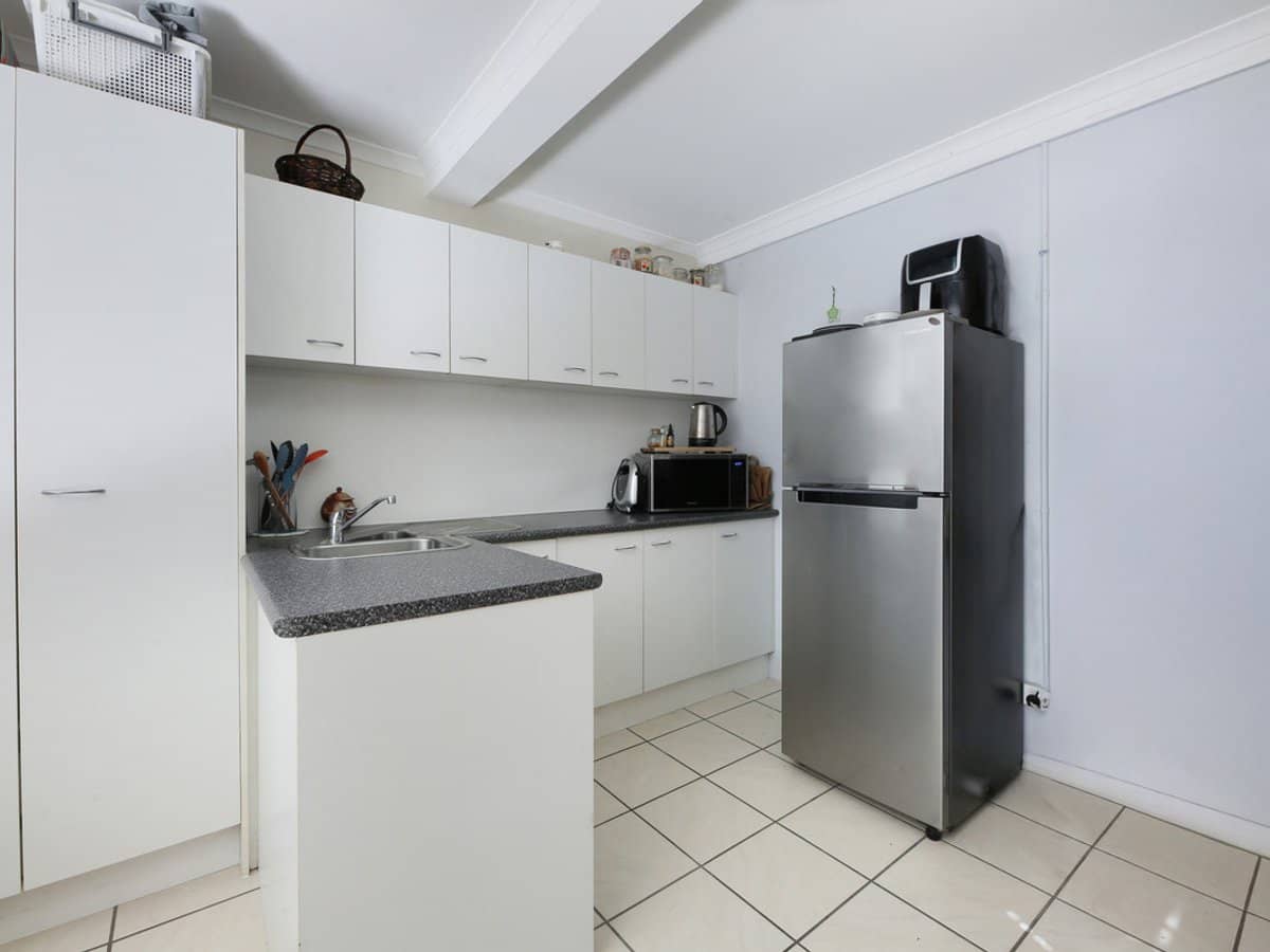 16 Sunshine Parade, MIAMI - Thumbnail 15